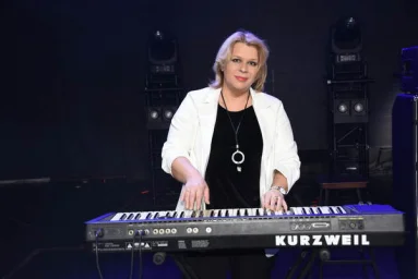 Марина Падар приняла участие в фильме «Новое и лучшее» №34