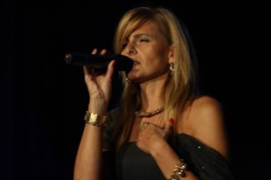 Елена Кантер приняла участие в фильме «Новое и лучшее» №32