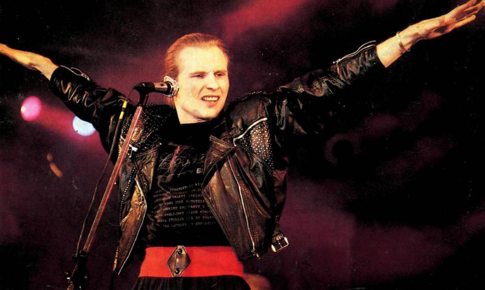 Александр Малинин идёт на посадку