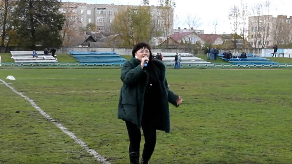 Людиново, поёт Светлана Алмазова Людиново, поёт Светлана Алмазова