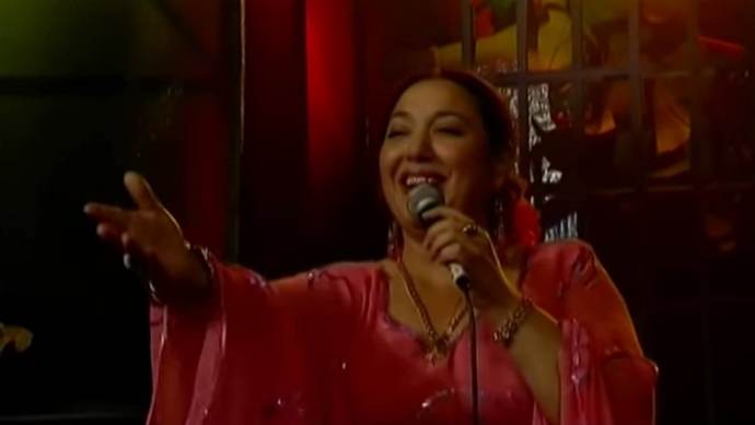 ILO-сердце: восклицательный знак на Международном цыганском фестивале