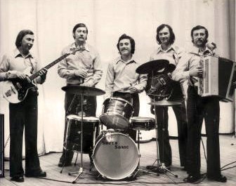 Алик Беренсон справа