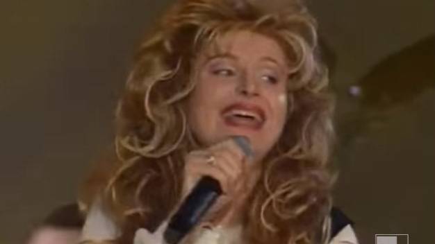 Катерина Голицына на Песне 94