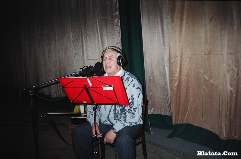 Константин Беляев у микрофона