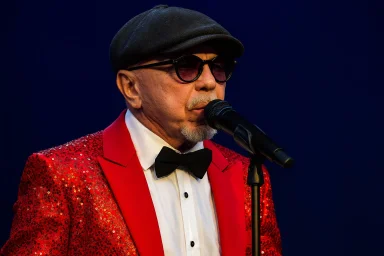 Гарик Сукачёв