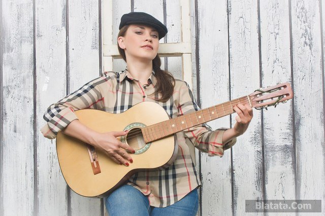 Альбина Десницкая: «Я уютно чувствую себя в жанре шансон по-русски…»