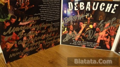 Группа "Дебош" и фото с их концерта в Новом Орлеане