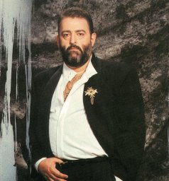 Михаил Шуфутинский &ndash; Заслуженный артист России