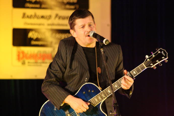 Евгений Любимцев на фестивале Хорошая песня. Фото Виктора Золотухина.