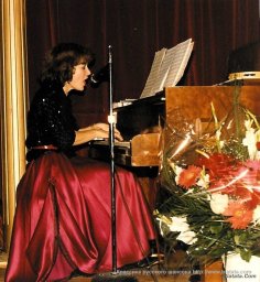 Майя Розова Майя Розова